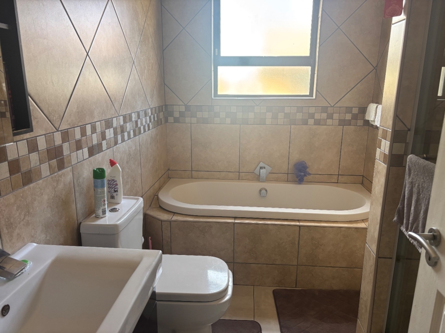 3 Bedroom Property for Sale in Shellyvale Free State